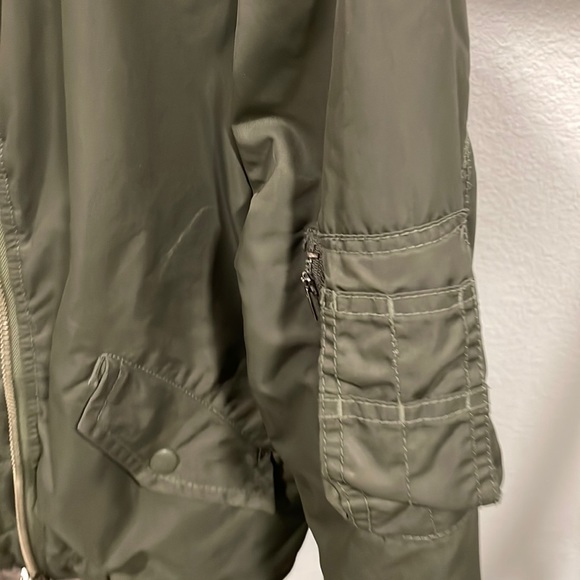 SOLD Marc Jacobs XS bomber jacket - Picture 6 of 7